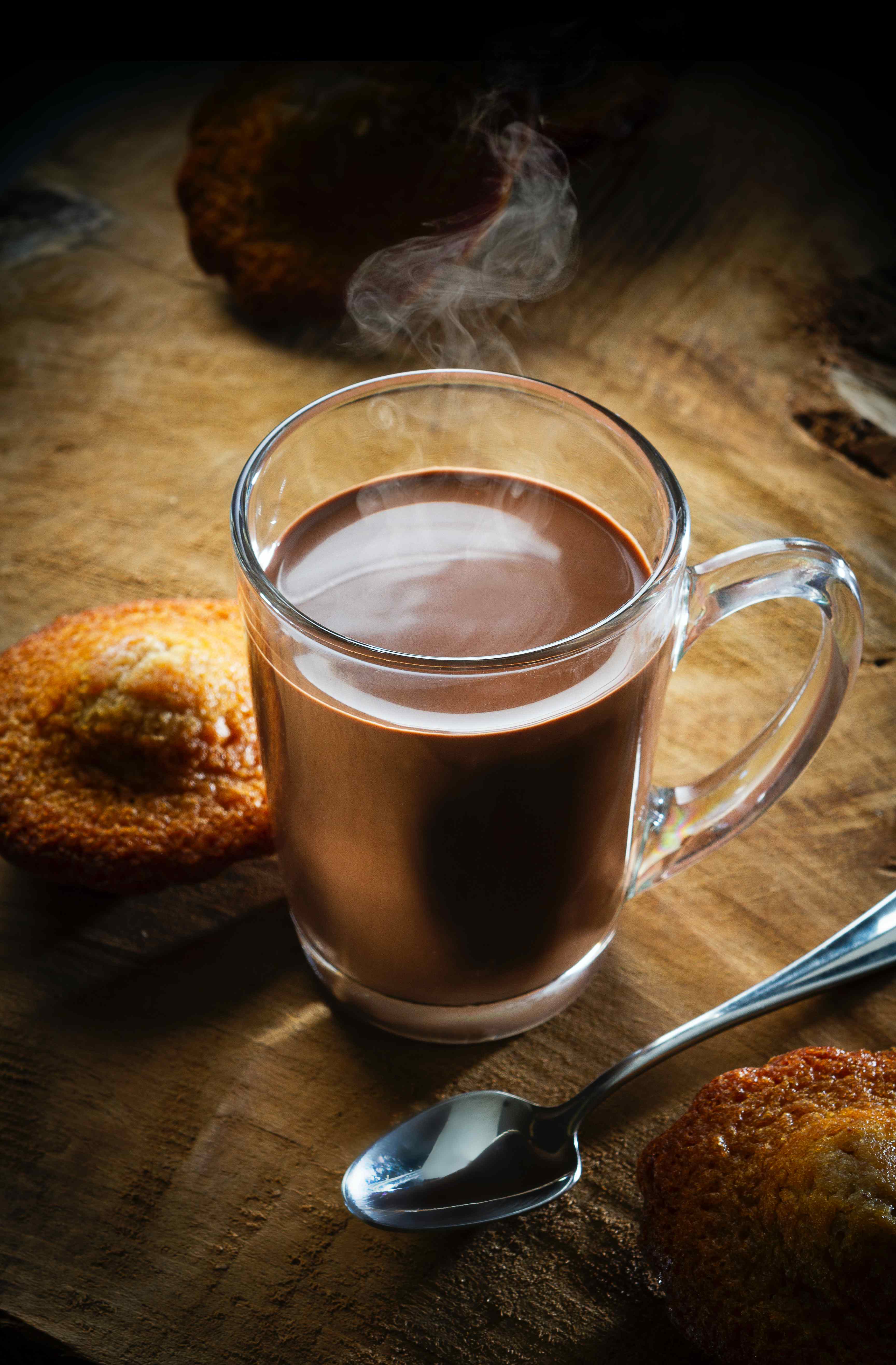 法國最大的巧克力品牌之一米歇爾・科茲（Michel Cluizel）也從2019年為他們經典的熱巧克力增添純素版本