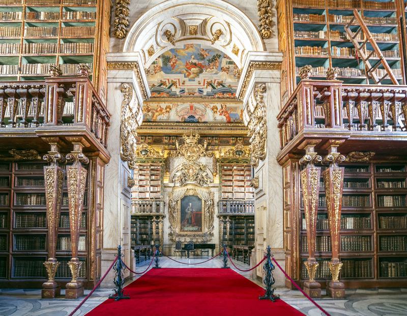 科英布拉大學（Coimbra）有座號稱全世界最華麗的圖書館。（圖片來源／Dreamstime）