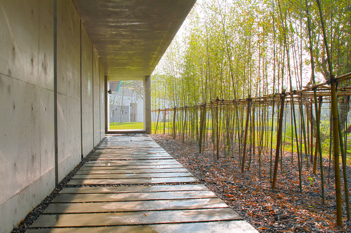 美術館內一花一草一木通通都由設計師的巧手點綴。（攝影：陳宗怡）