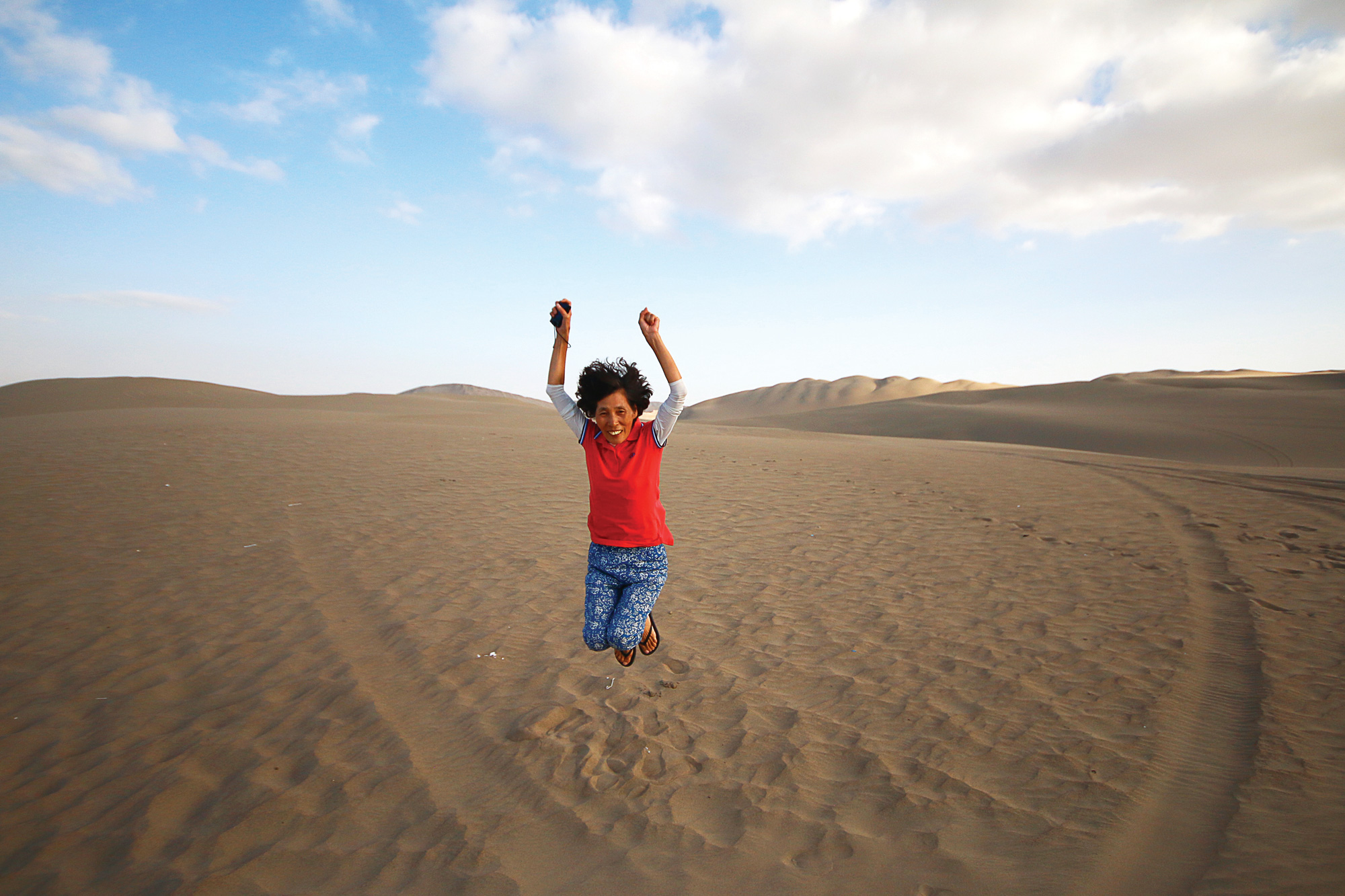 韓東益說，經過300天旅行後發現，到哪裡都是一樣的，必須去了才知道。（圖片來源／EZ叢書館）