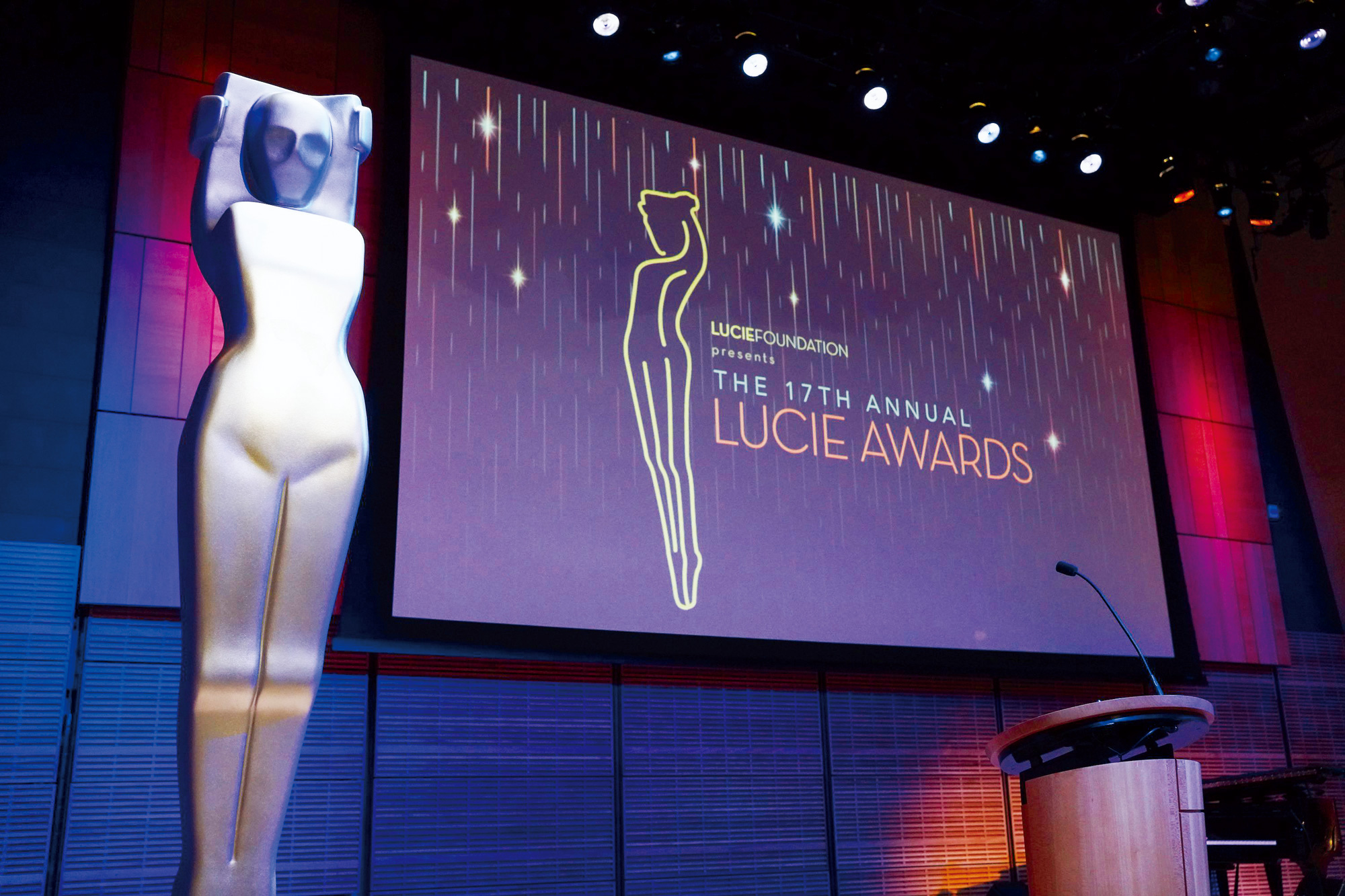 被譽為「攝影界奧斯卡」的露西獎在紐約卡內基音樂廳舉辦頒獎典禮。（圖片來源／© Lucie Awards）