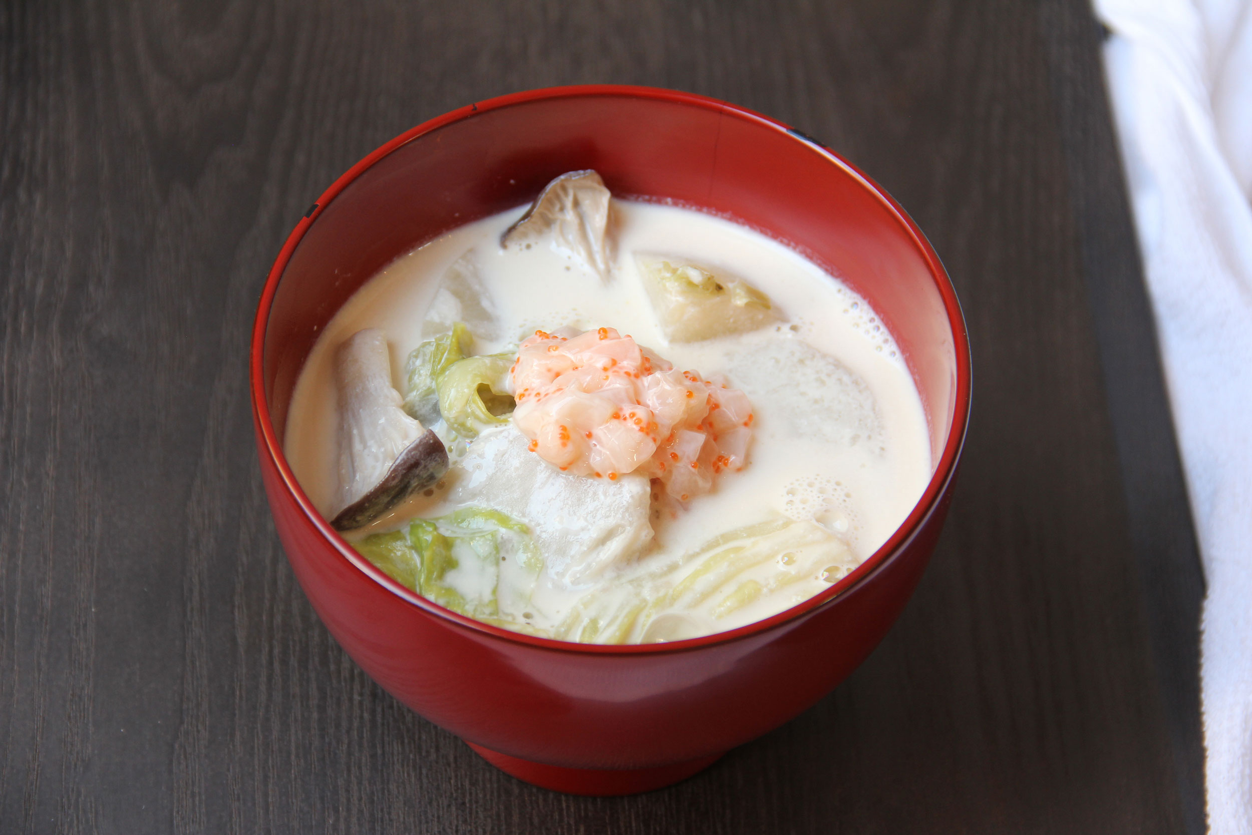 豆漿海鮮味噌湯中，有機豆漿自帶香醇。（圖片來源／Masashi）