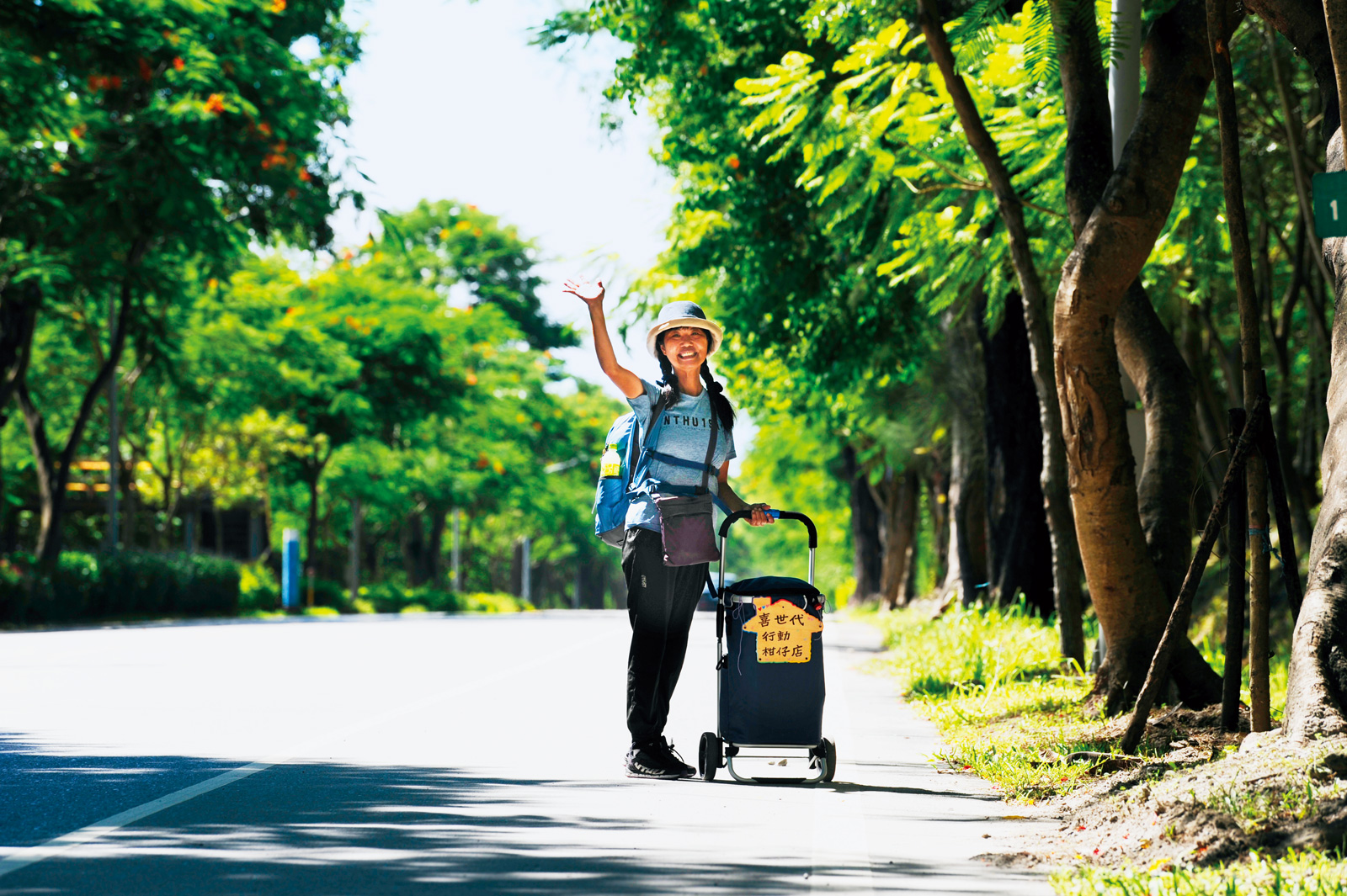 2020年，呂秋燕正在第9趟徒步環島旅途中，7月底出發，預計走上60天。（攝影／程思迪）