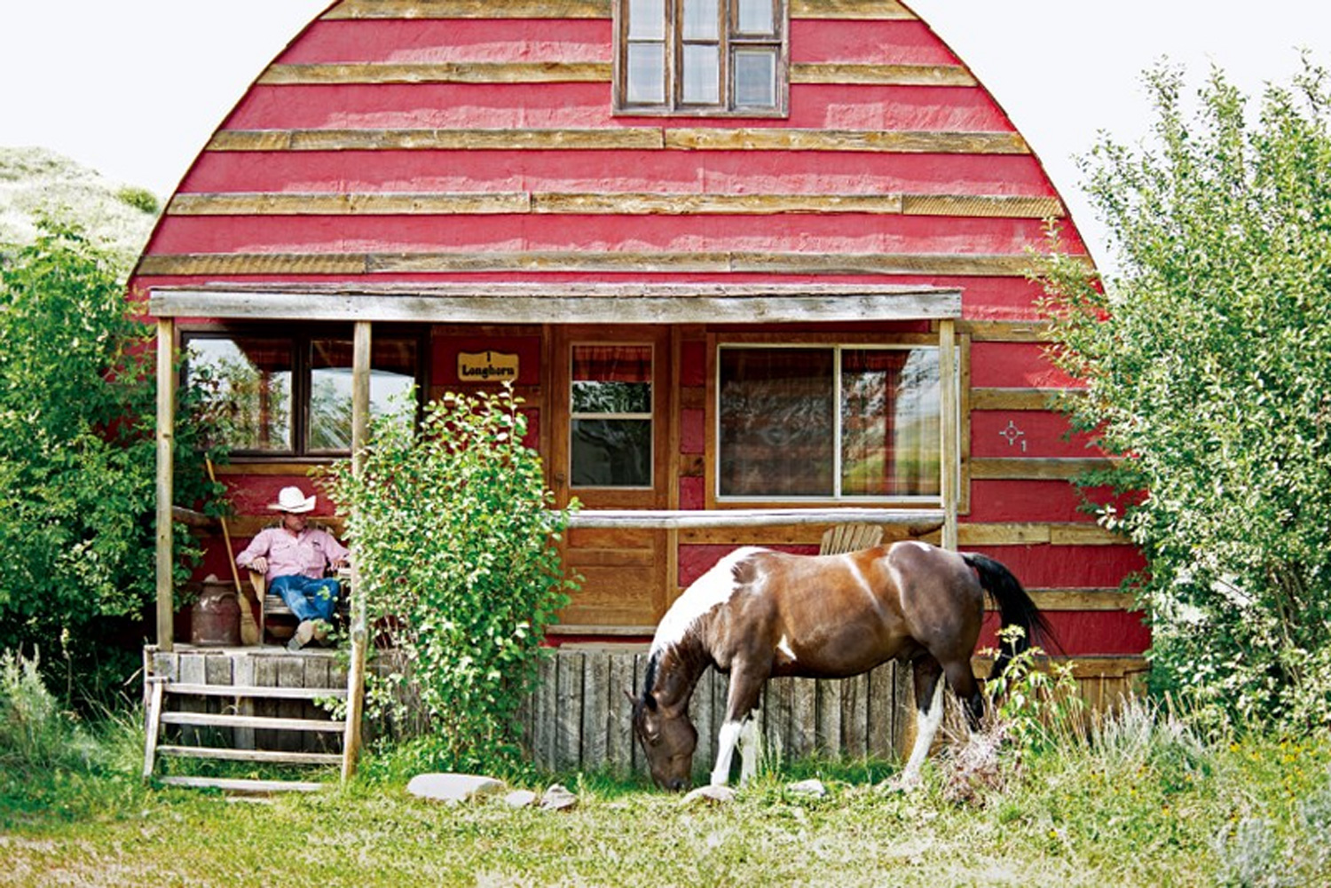 在薩斯卡頓可租車至套索牧場，牧場主人的工作就是介紹牛仔生活。（圖片來源／孤獨星球國際中文版）