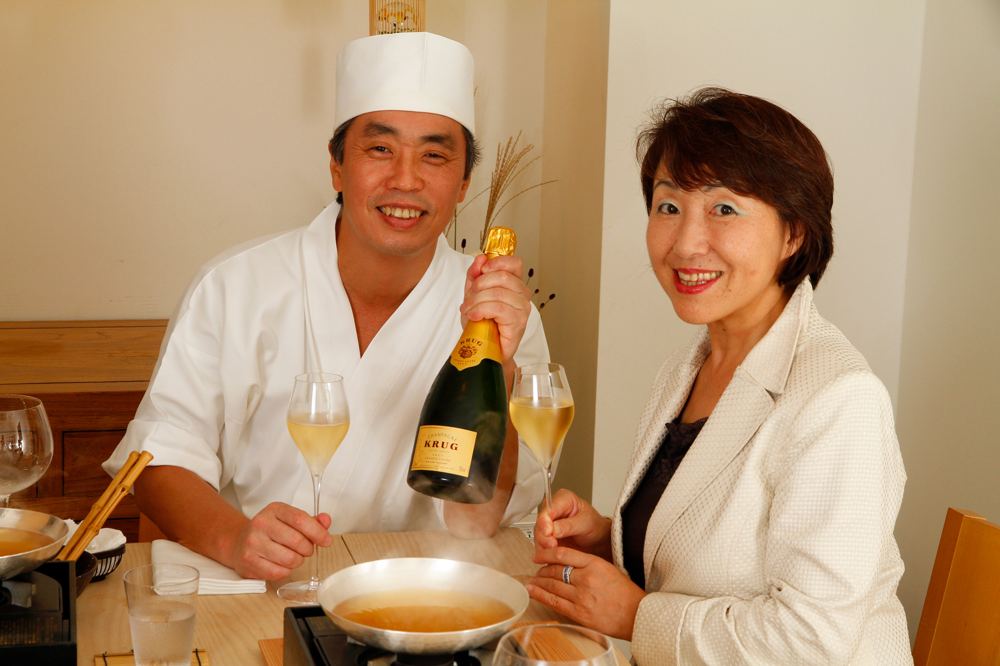 「かんだ」負責人神田裕行（左）與Wine&wine culture代表取締役田邊由美（右）。（攝影：呂恩賜）