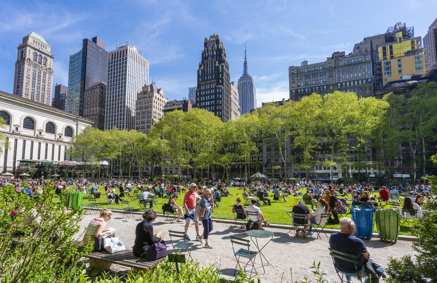 布萊恩特公園位於紐約市曼哈頓區，第6大道和第42街之間，緊鄰紐約公共圖書館和第5大道，可以說是曼哈頓最受歡迎的公共空間之一。（圖片來源：Dreamstime／典匠影像）