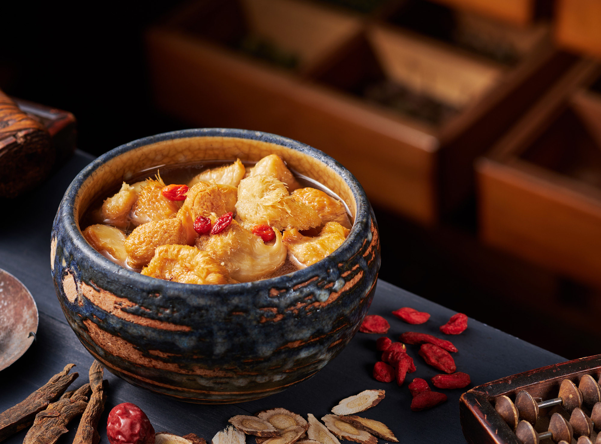 茹素者也能選擇低熱量、高營養的猴頭菇進補。（攝影：高大鈞）