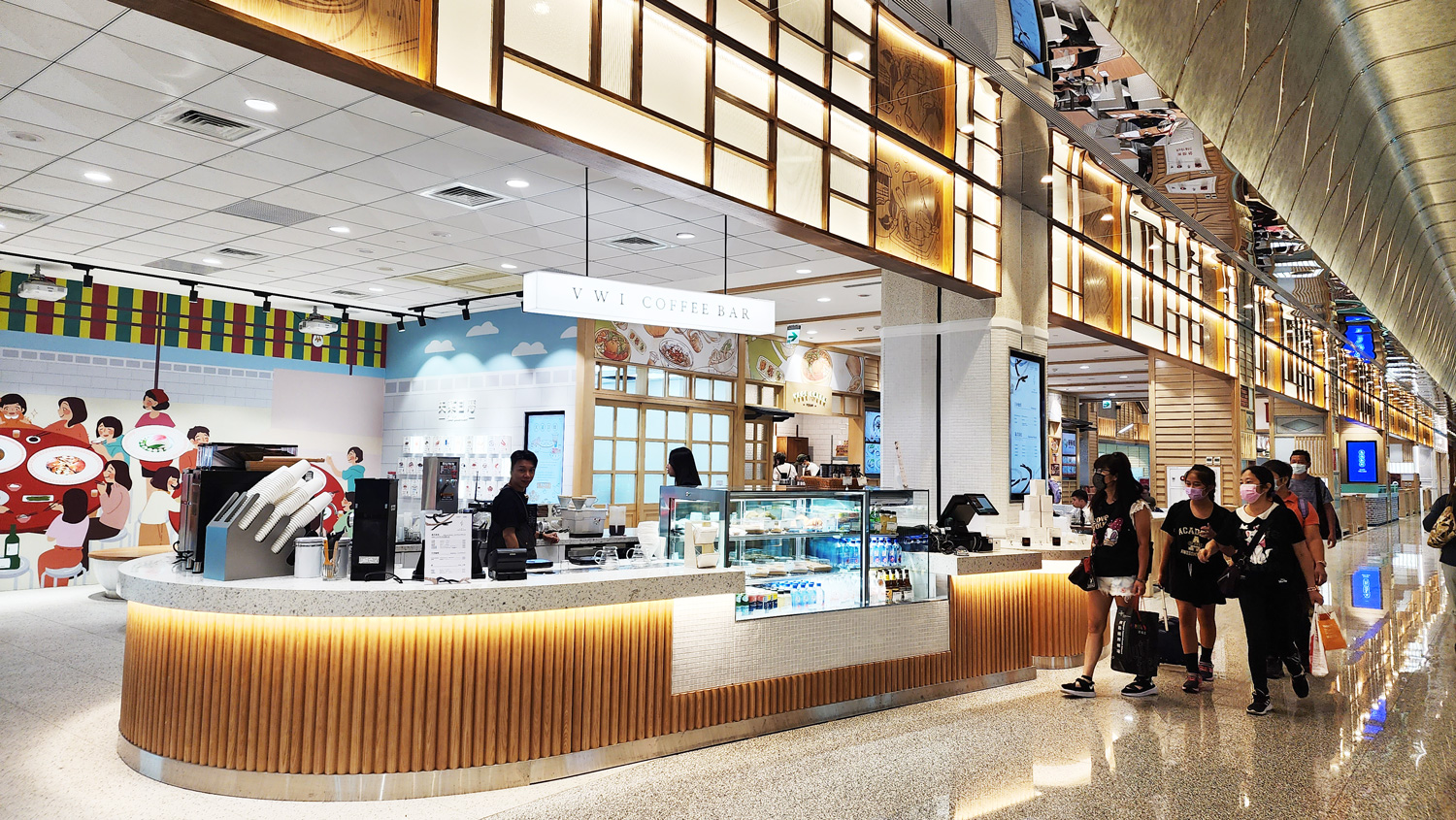 WBrC世界咖啡沖煮大賽冠軍王策打理的「VWI COFFEE BAR」機場外帶店,只需一分半就端出一杯帶美味香氣的手沖咖啡。(圖片來源:林聰明沙鍋魚頭提供)