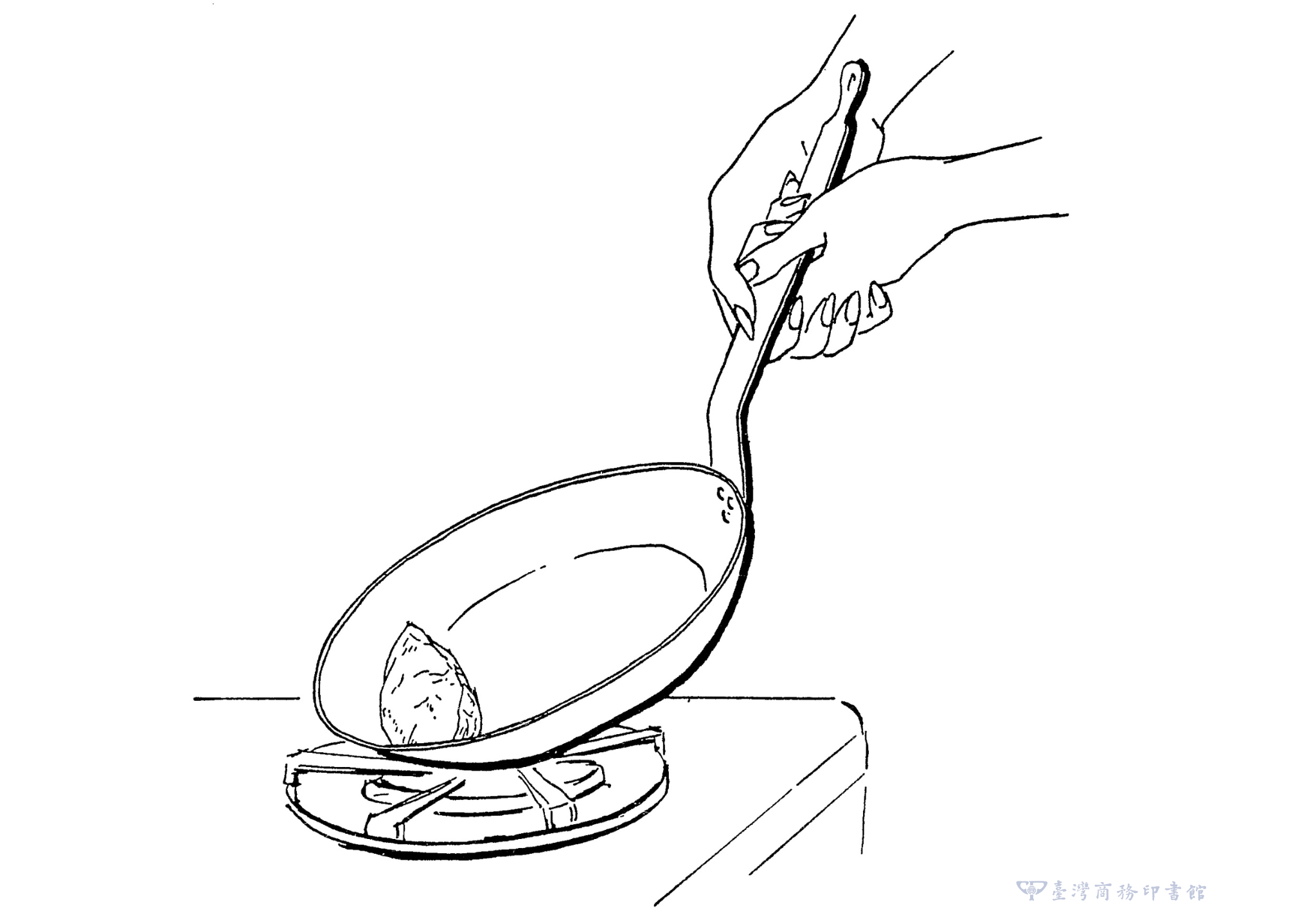 圖10：一旦歐姆蛋成形，便讓它保持在鍋底與鍋側之間的角落，讓歐姆蛋底部煎出漂亮的淺金色。（圖片來源：臺灣商務提供）
