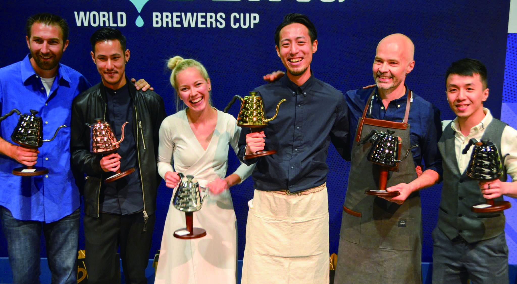 這就是世界咖啡沖煮大賽冠軍粕谷哲開發「4：6法」的初心，是希望減少沖煮變因，讓人人都能簡單再現美味咖啡。（圖片來源：方舟文化提供）
