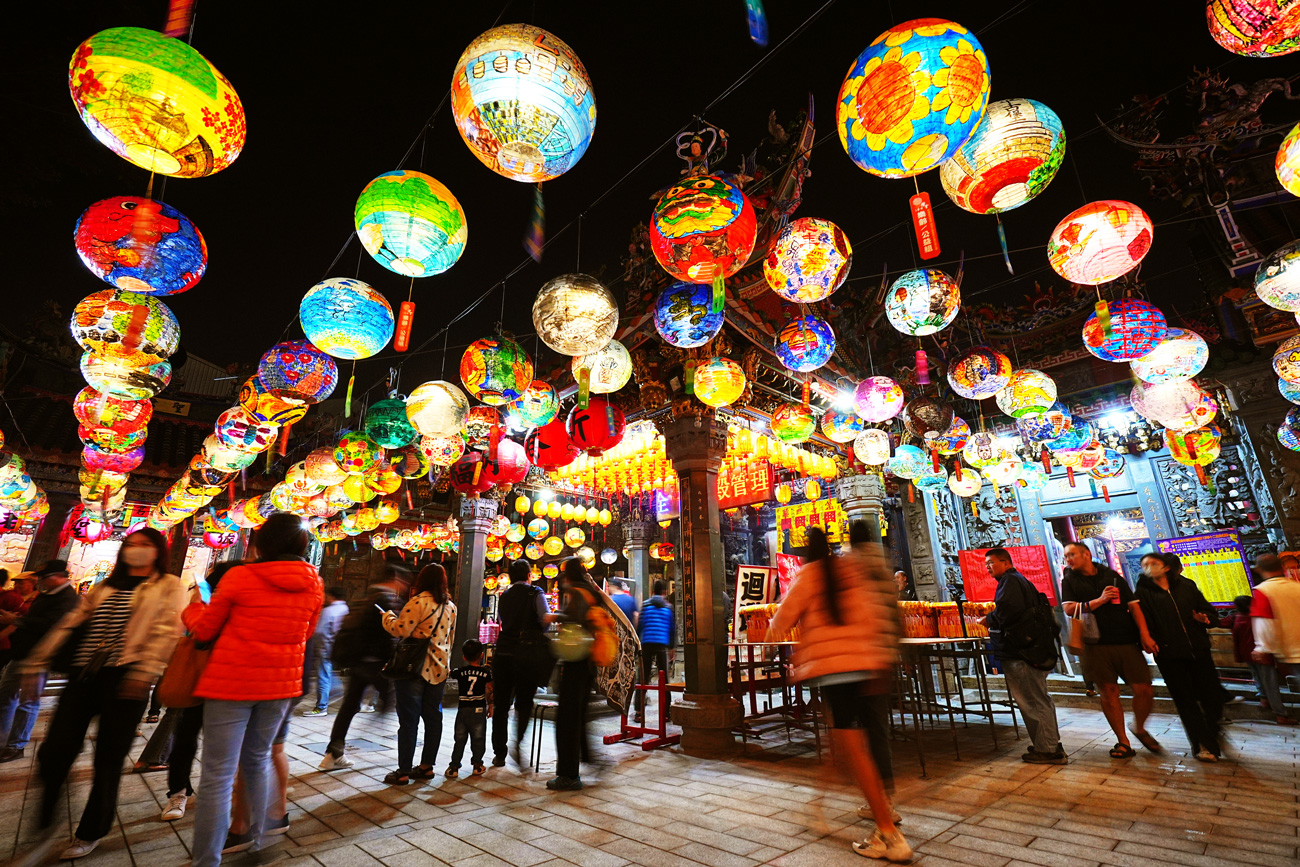 獲媒體票選台灣十大燈會之一「府城普濟燈會」，已成許多人在燈節時期必訪的地點。（攝影：林韋言）