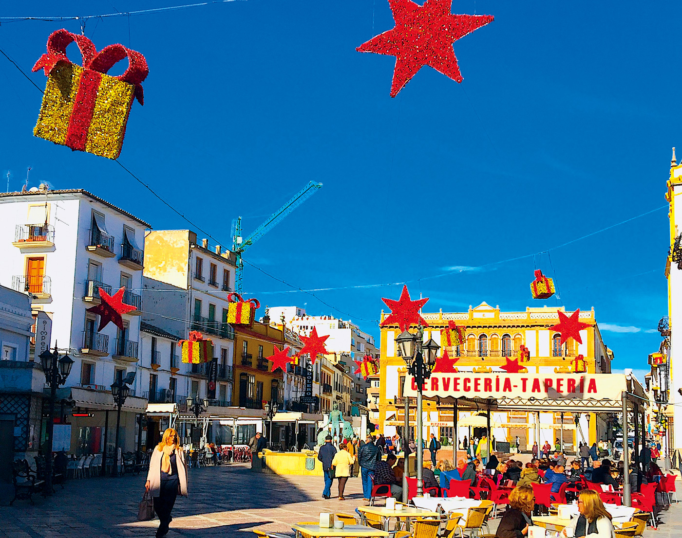 西班牙南部的耶誕節，沒有白雪靄靄，卻有暖綿綿的陽光。（攝影：楊志弘）