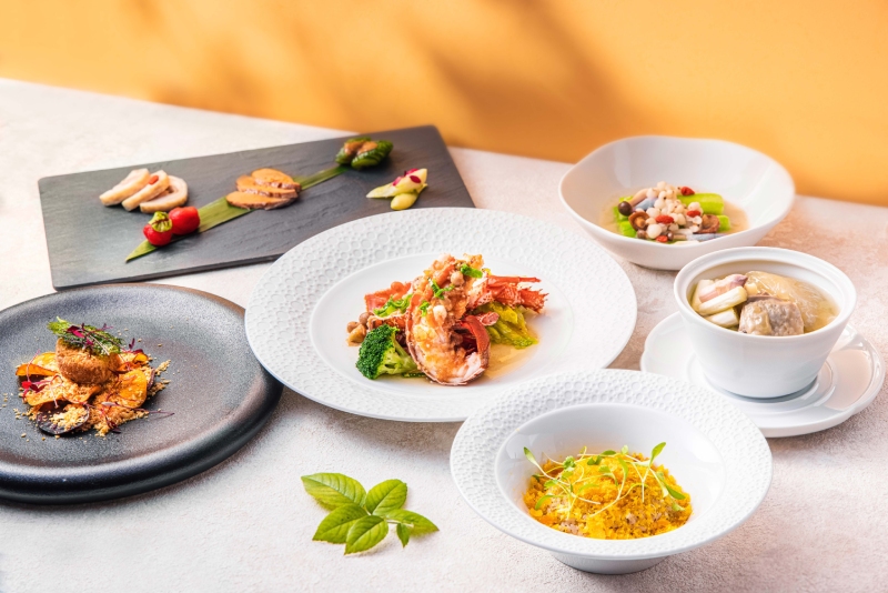 雍翠庭臺式餐廳「經典套餐」每客2,280元起，於臺式料理的傳統框架中展現全新的思維並保留食材原味。