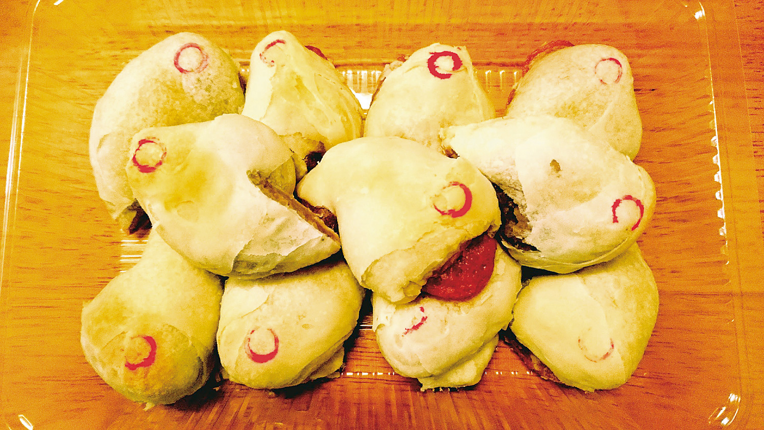 鳥仔餅原是祭祀使用，現在成為溪口特色伴手禮。（圖片來源：吳丹華提供）