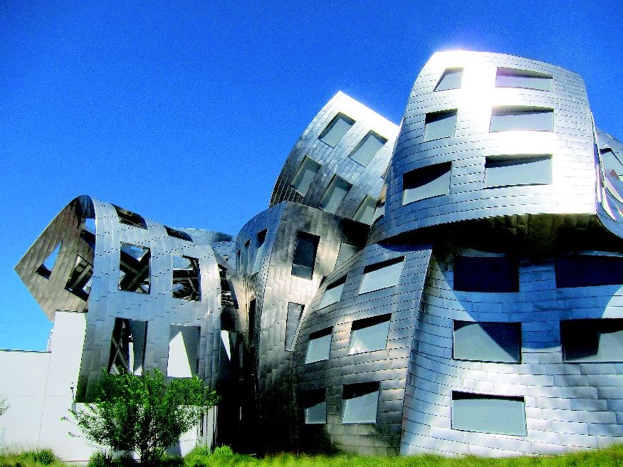 克里夫蘭醫院盧洛夫腦科健康中心（Cleveland Clinic Lou Ruvo Center for Brain Health），由一個稱為KMA的機構所支持，KMA是「保住記憶」（Keep Menory Alive）的縮寫，致力於阿茲海默症治療的研究。（圖片來源：李清志提供）