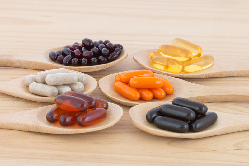 Vitamin的音譯是「維他命」,而在醫學的定義裡,Vitamin是「維持生物體生存的必要元素」,因此簡稱為「維生素」。(圖片來源:Dreamstime/典匠影像)