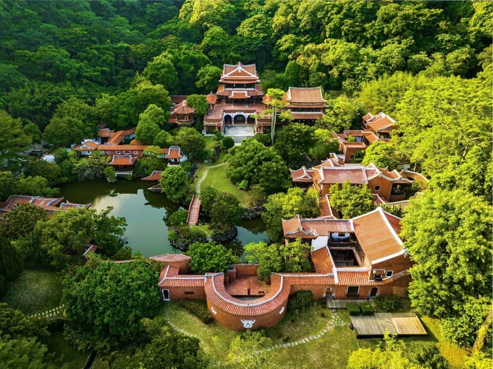 The One 南園每日限量提供20間住房與60位遊園，從旅行回歸「品味生活」的本質。