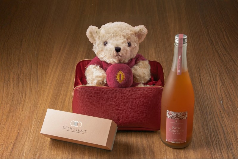 高雄洲際酒店新春限定客房禮遇，依不同房型精心配置專屬驚喜內容